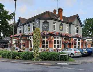 Exterior 2 José Pizarro The Swan Inn Esher