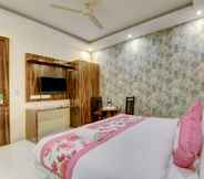 Kamar Tidur 5 Hotel Smart Signature