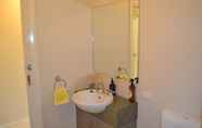 Toilet Kamar 2 Waterview - 2 Doc Crt