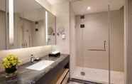 In-room Bathroom 6 Somerset Zhuankou Wuhan