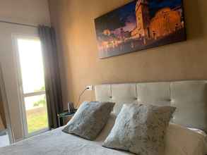 Kamar Tidur 4 B&B Corte Castella