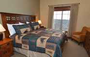 Bedroom 4 2 Br: Soaring Eagle 402