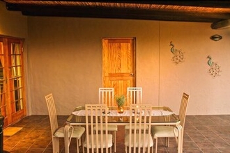 Bedroom 4 Melozhori Game Reserve