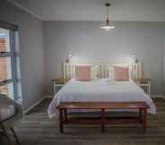 Bilik Tidur 6 Aan de Eike Guest House