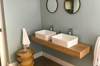 In-room Bathroom Ruconu Guest Farm