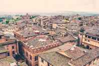 Nearby View and Attractions Rinidia Siena Celso Cittadini Grande