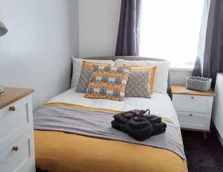 Bedroom 2 Townhouse @ Birches Head Road Stoke