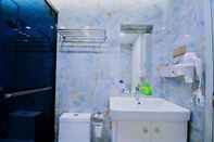 Toilet Kamar 4 Seasons Big Family 3 Queen Beds & High Rise View