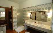 In-room Bathroom 6 Palazzo Arrivabene B&B