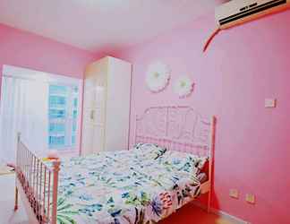 Bedroom 2 Avatar Fireworks Queen Bed Studio in Center Futian