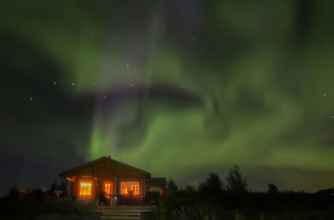 Bangunan 4 Log Cabin at White River