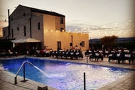 Swimming Pool Masseria Sacramento