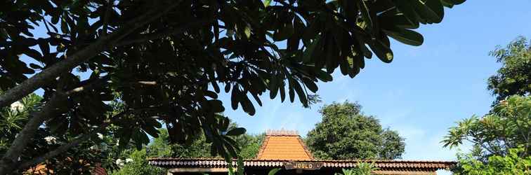 Bangunan Shanti Natural Panorama View Hotel