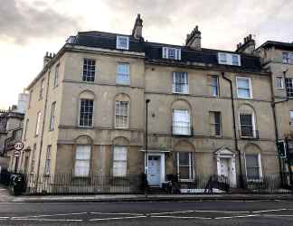 Exterior 2 Chic City Centre Georgian Maisonette