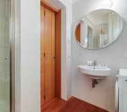 In-room Bathroom 5 Scrovegni Design Apartment