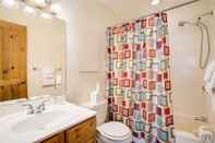 In-room Bathroom Storm Watch Condominiums - Sw205