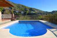 Swimming Pool 1084 Villa Manolo