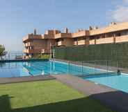 Swimming Pool 2 Apartamento Albatros  by Iberplaya