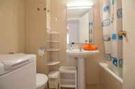 In-room Bathroom Apartamento Pins II 309  by Iberplaya