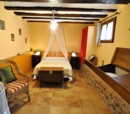 Phòng ngủ 7 Casa del Riu