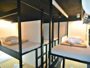 Kamar Tidur 4 Island Hostel Boracay - Adults Only