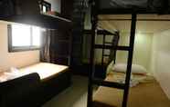 Kamar Tidur 7 Island Hostel Boracay - Adults Only