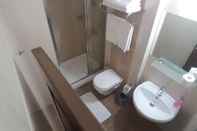 In-room Bathroom Hosta Otel