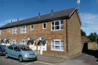 Exterior 2-bed House in Sittingbourne, DW Lettings 4FW