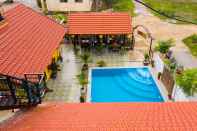 Swimming Pool Phong Nha Ecolodge