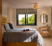 Kamar Tidur 4 Woodchester Valley House