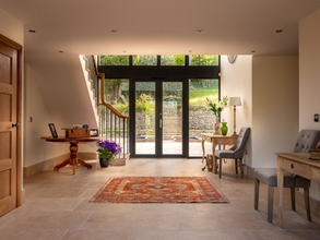 Lobby 4 Woodchester Valley House