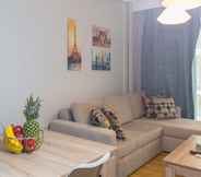 Common Space 7 Metropolitan Apartment Nilie Hospitality