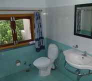 Toilet Kamar 4 Hotel Green View