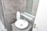 Toilet Kamar Alya Rooms