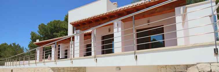 Exterior Luxurious & Secluded Villa - Private Pool, Walk to the Beach & Moraira: Villa Ampolla 2