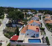 Nearby View and Attractions 5 Private Family Retreat With Pool Short Walk to the Sea