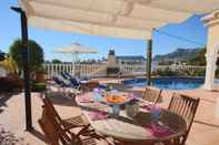 พื้นที่สาธารณะ Sunny 3BR Villa w/ Endless Views & Heated Pool - Walk to Beach & Dining