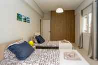 Bedroom Thano's Stylish Flat, Just 150m To The Beach