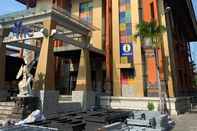 Exterior Fello Bnb Hostel Kuta - Adults Only