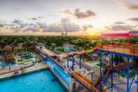 Swimming Pool Ocean View Condo Daytona Inn