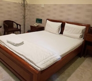 Phòng ngủ 7 Nhu Huynh Hotel