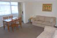 Common Space 2-bed Flat With Superfast Wi-fi DW Lettings 9WW