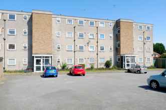 Exterior 4 2-bed Flat With Superfast Wi-fi DW Lettings 9WW