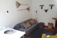 Ruang Umum Castelinho da Azoia Apartment