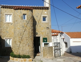 Exterior 2 Castelinho da Azoia Apartment