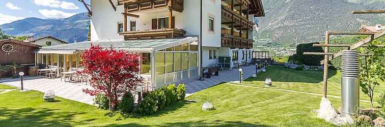 Exterior Hotel Montani