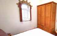 Bedroom 4 Country School Cottage near Harwood