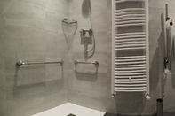 In-room Bathroom Hotel NERU con encanto