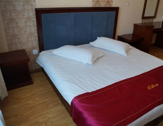 Kamar Tidur 2 Atlas Hotel