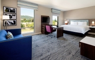 Phòng ngủ 4 Hampton Inn & Suites Gilroy